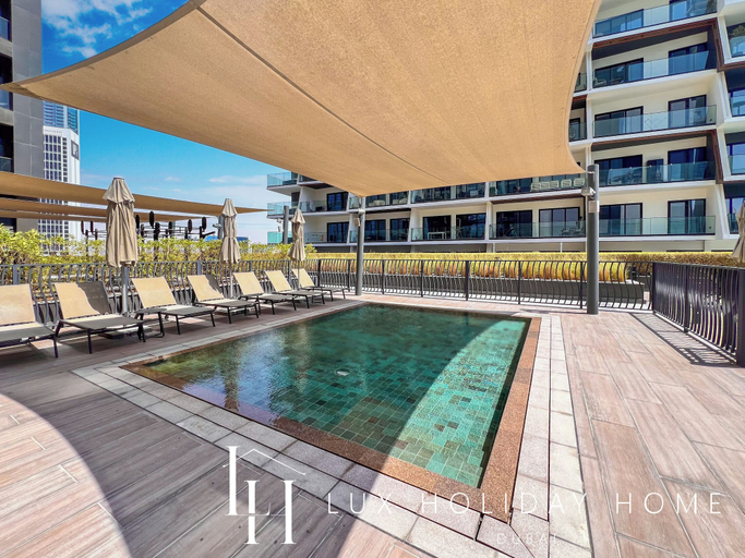 Pool 2, LUX The Northside Studio, Dubai