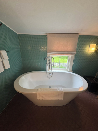 Bathroom 3, The Maidstone, Suffolk