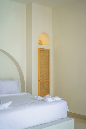 Others 4, Villa Selina, Badung