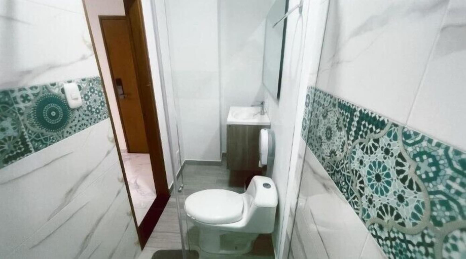Bathroom 4, HOTEL BOUTIQUE OLAS MARINAS LUXURY, Santa Marta (Dist. Esp.)