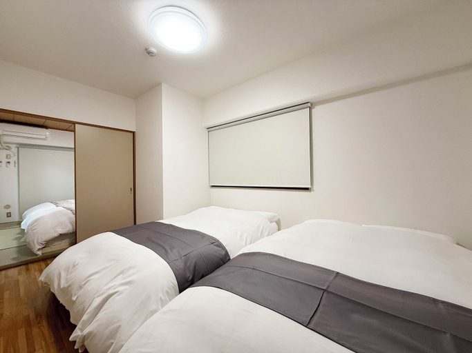 Bedroom 2, Residence Yu 202, Hiroshima