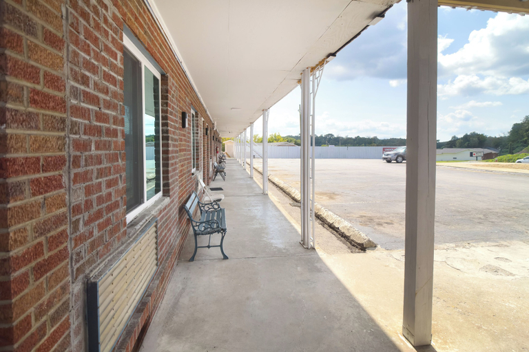 Others 5, Imperial Inn Tazewell, Claiborne