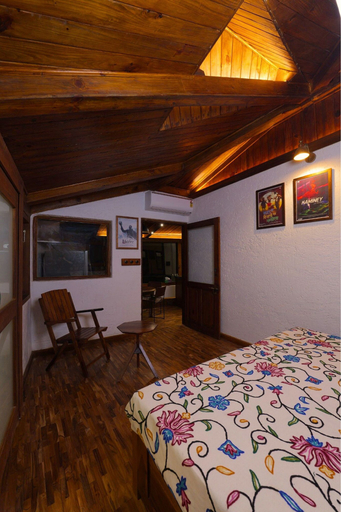 Bedroom 3, Aasmaani Cottage, Dehradun