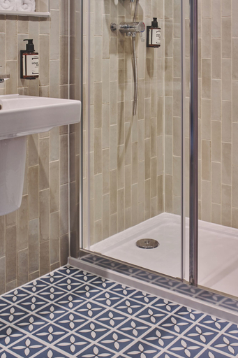 Bathroom 4, The Barn Hotel, Solihull