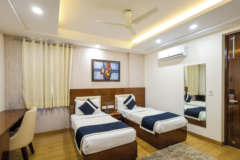 Bedroom 4, Nikko Palm Near Huda City Centre, Gurgaon