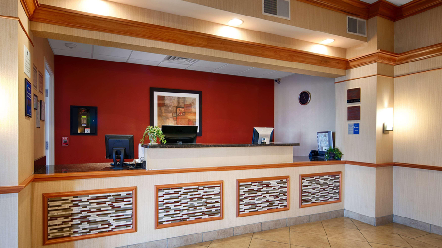 Public Area 2, Best Western Plus Pontoon Beach, Madison