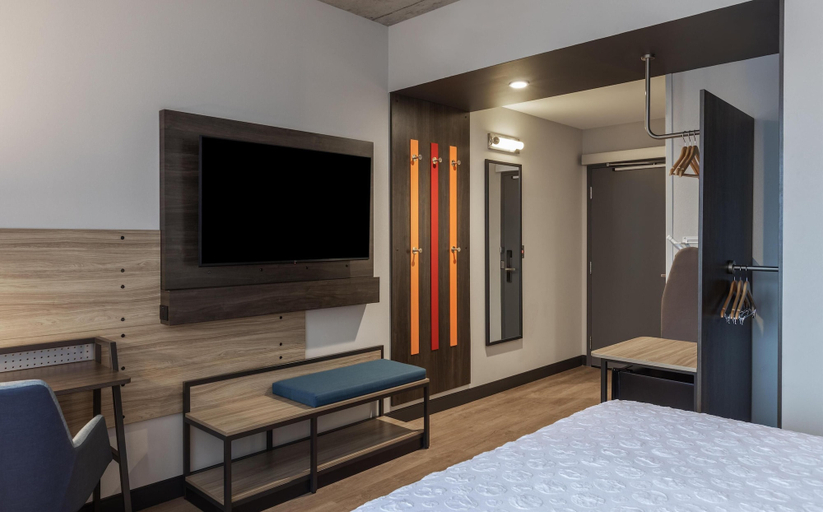 Bedroom 3, Tru by Hilton Montreal centre-ville, Montréal