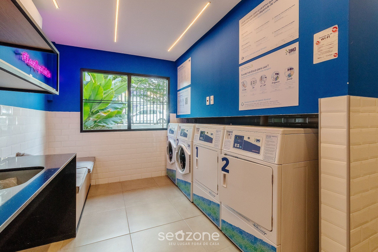 Others 5, Charming Apts 450m From Barra Beach w/ Rooftop & sea View - PRV, Salvador
