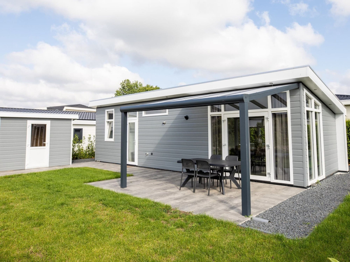 Exterior & Views 2, Chalet in Gelderland with Spacious Garden, Angerlo