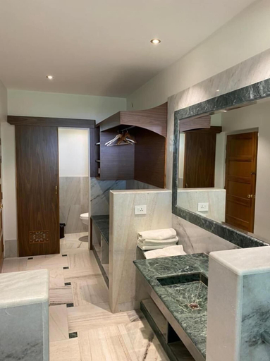 Bathroom 4, Aangan Resort, Jhunjhunun