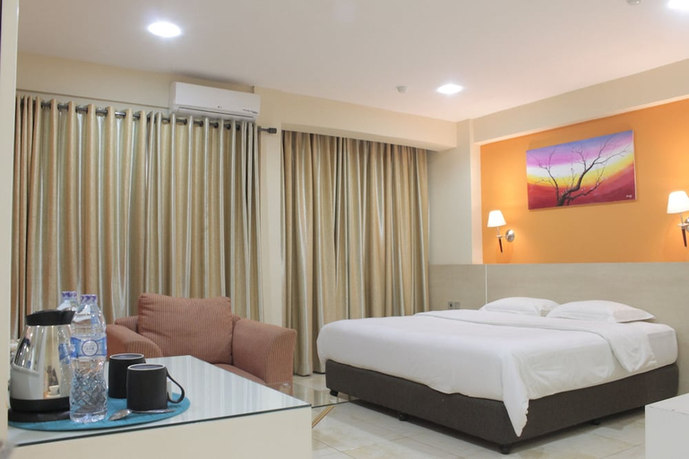 bedroom 12