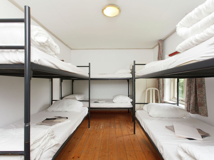 Bedroom 2, Cozy Group House in Reusel in a Natural Environment, Reusel-De Mierden