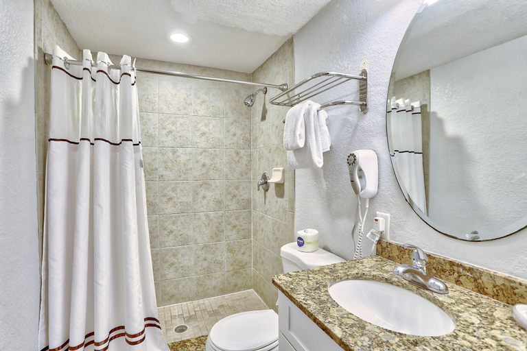 Bathroom 5, Sunset Vistas 211n, Pinellas