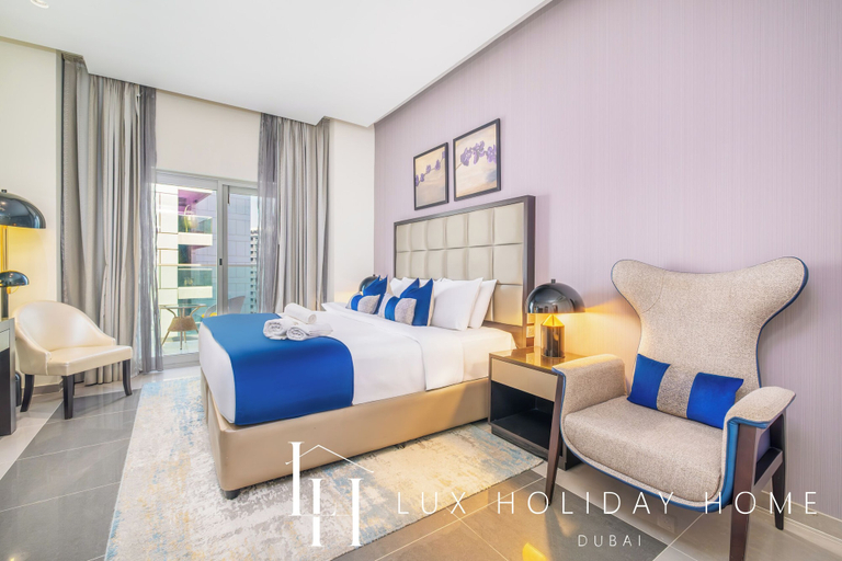 Room 2, LUX The Majestine Studio, Dubai