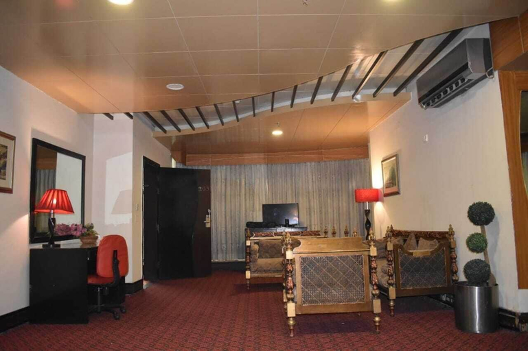 Others 5, Al-safina Hotel, Lahore