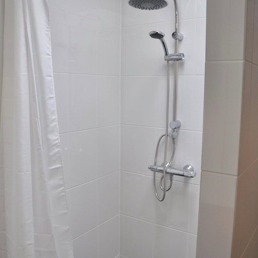 Bathroom 5, Bungalow in Callantsoog near Sandy Beach, Zijpe