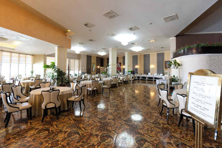 Food & Drinks 4, Hotel Bleart, Durrësit