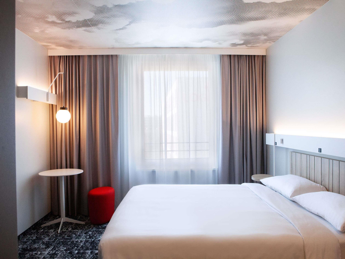Bedroom 4, Ibis Berlin Airport, Berlin
