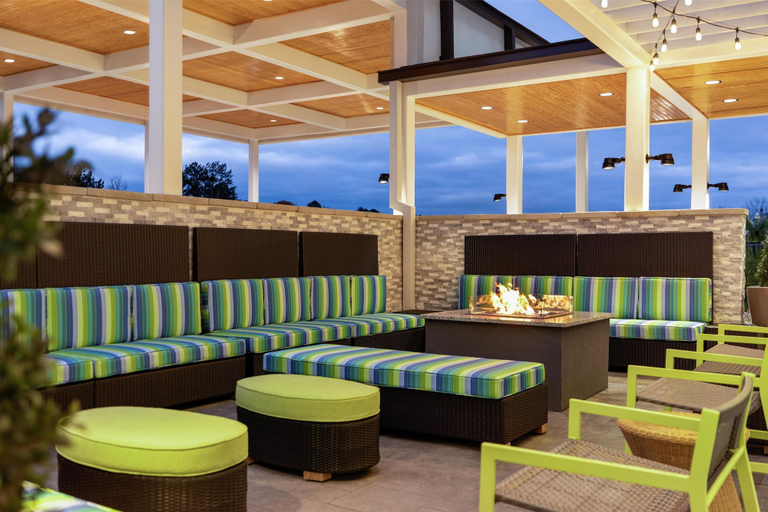 Food & Drinks 5, Home2 Suites By Hilton Dublin, Laurens