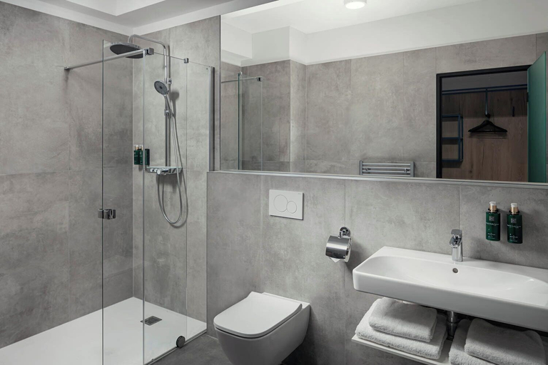 Bathroom 4, EA Hotel Moment Self Check-In, Praha 1