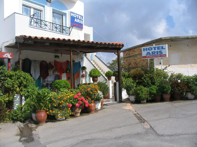 Others 3, Aris Rooms, Crete