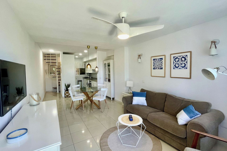 Living area 3, Townhouse Terrace With sea View Close to Marbella, Málaga