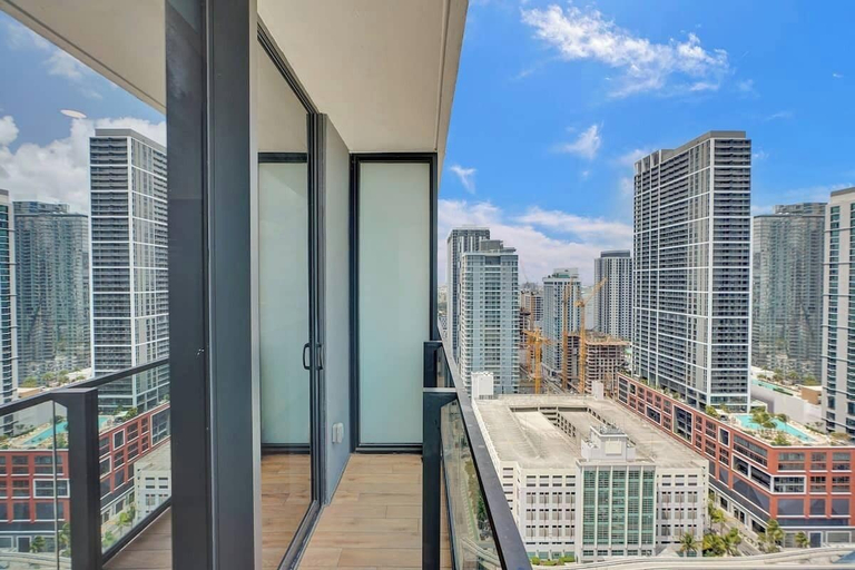 Balcony 2, Stay Hospitality - Downtown Miami, Miami-Dade