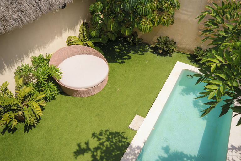 Others 5, Villa Yahualli, La Huerta