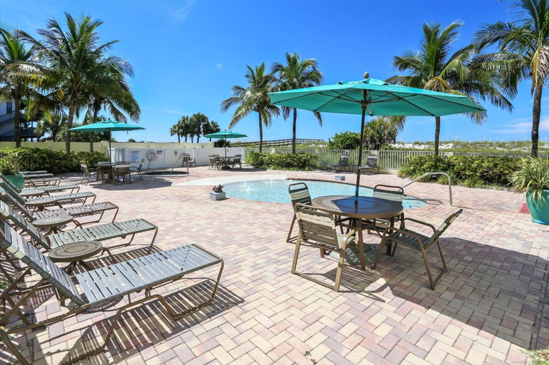 Sport & Beauty 2, Sunset Vistas 603w, Pinellas