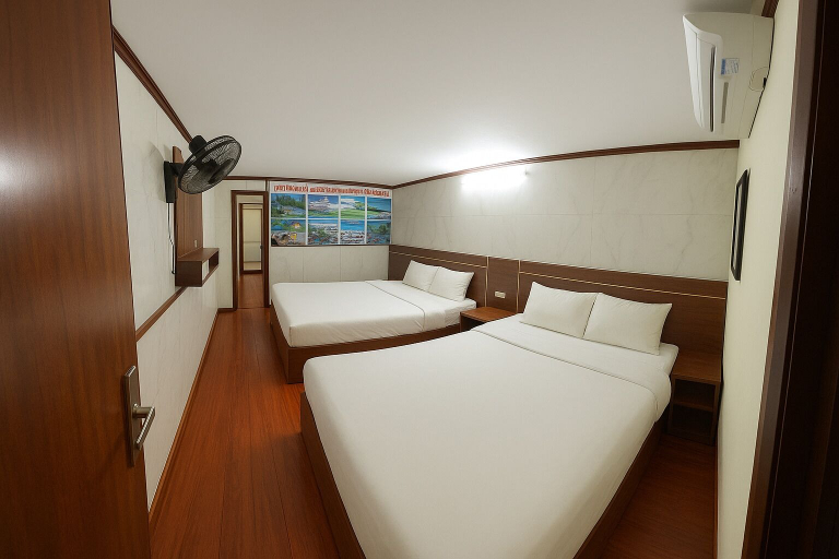 Bathroom 5, TUAN CENTRAL HOTEL, Hoàn Kiếm