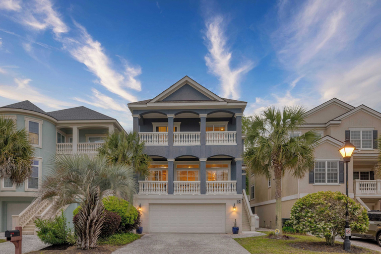 Exterior & Views 2, Crabline Getaway by Avantstay Private Pool + Hot Tub Easy Beach Access, Beaufort