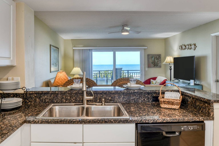 Exterior 2, Windjammer 115, Saint Johns