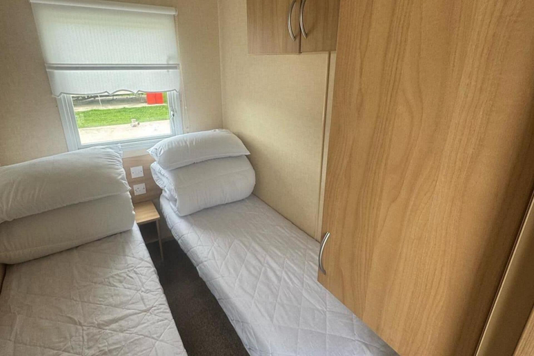 Bedroom, 3 Bed Caravan - Sleeps 8 - Pets - Parking, Conwy