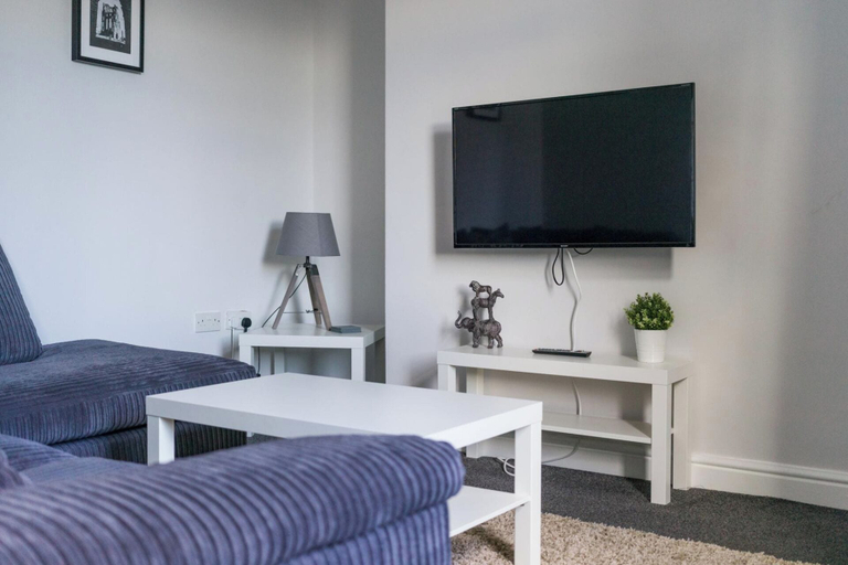 Others 5, Apartment - Sleeps 3 - Pet Friendly - Parking, Northumberland