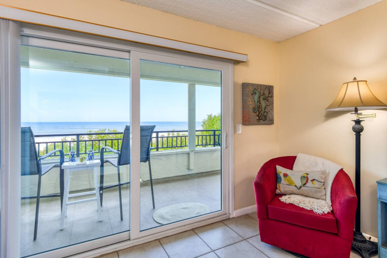 Exterior 5, Windjammer 115, Saint Johns