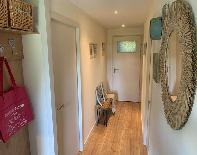 Interior 3, Bungalow for 4 Persons With South-facing Terrace, Zijpe