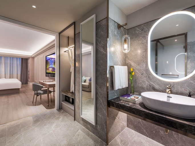 Bathroom 3, Mercure Shijiazhuang People Square, Shijiazhuang