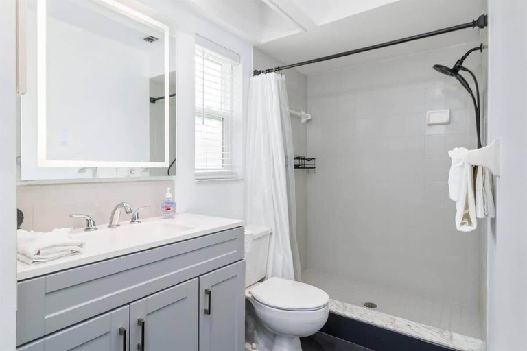 Bathroom 3, Spring Hill, 4 Bedroom, Pool & Golf Course!, Hernando