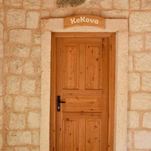 Others 3, Anatolia tas ev apart kekova, Kale