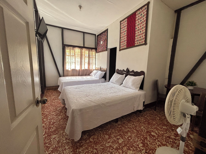 Bedroom 2, Hotel Casa Semuc, Cobán