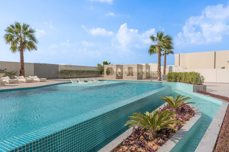 Room 5, Sleek Studio in Jumeirah Village Triangle, Dubai
