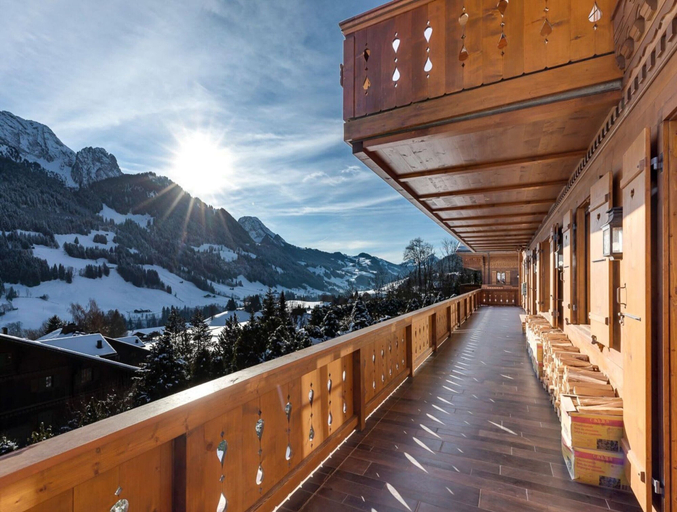 Balcony 5, Beautiful Alpine Luxury Flat in Rougemont, Pays-d'Enhaut