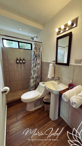 Bathroom 3, Hotel Maria Isabel Ataco, Jujutla