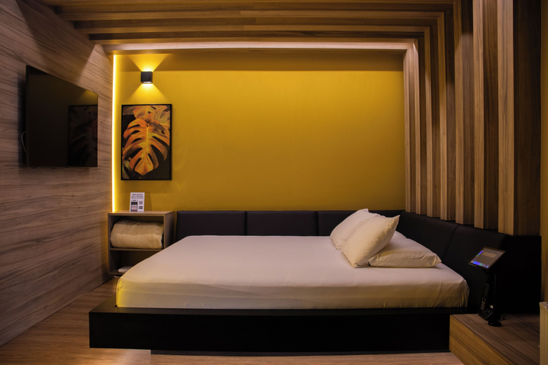 Bedroom 2, Motel Chavelle, São José dos Pinhais