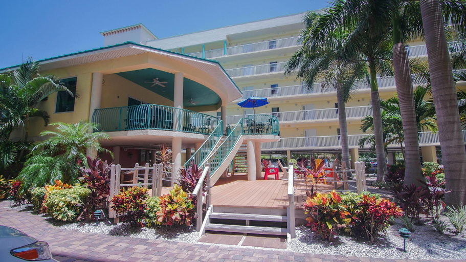 Exterior & Views 2, Sunset Vistas 211n, Pinellas