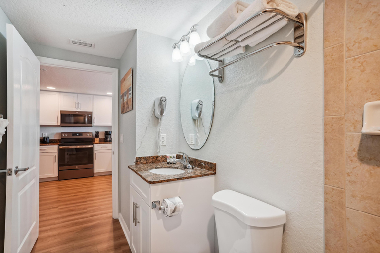 Bathroom 4, Sunset Vistas 407s, Pinellas