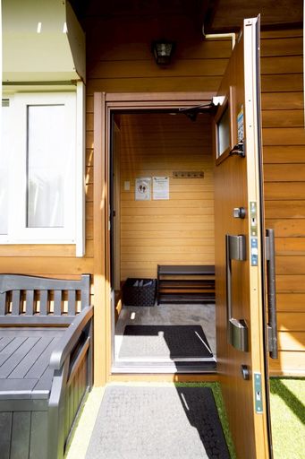 Others 2, LAKE TOYA PREMIUM CABIN, Tōyako