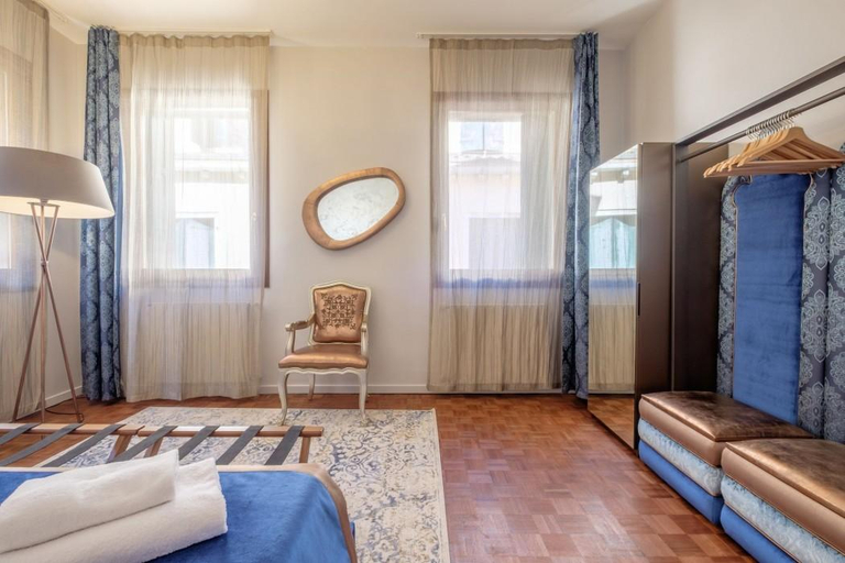 Others 2, Casa Verona, Venezia