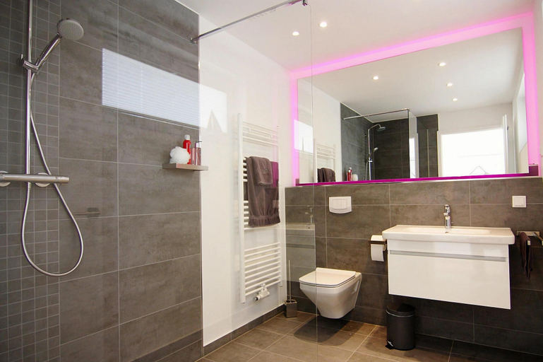 Bathroom 4, Ferienhaus mit Garten und Terasse auf Usedom, Vorpommern-Greifswald