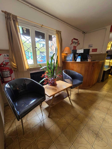 Public Area 2, Surprise Turismo, Bariloche
